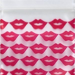 Red Lips Design Apple Brand 200 Baggies - Choose Size